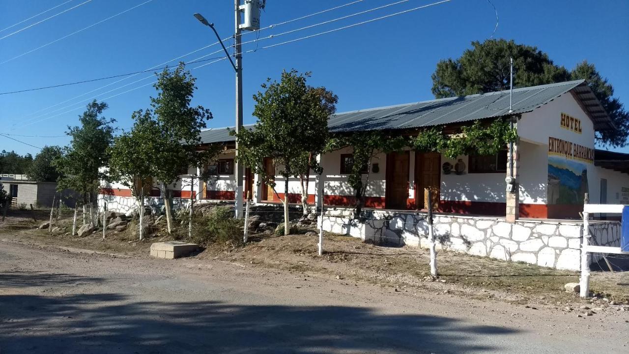 Hotel Entronque Barrancas San Alonso Extérieur photo